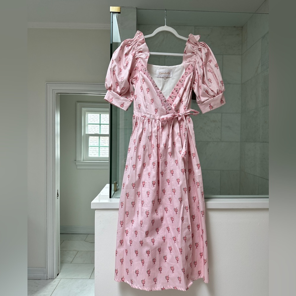 Beautiful side tie wrap dress only worn once
